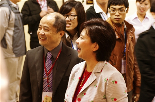 資工系舉辦研討會並與友旺科技、宏碁等12企業進行產學合作。