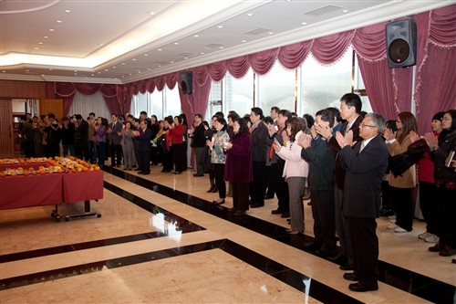 本校舉行新春團拜茶會及新設單位主管布達典禮。