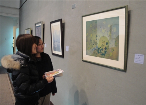 文錙藝術中心舉辦《兩岸女畫家聯展》。