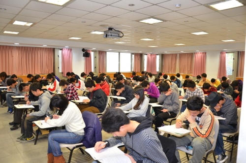 「2011第六屆鍾靈化學創意競賽」於3月5日正式開賽。