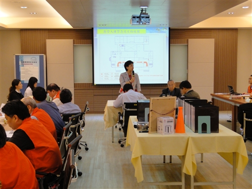 校外委員蒞校進行「校園環境與安全管理績效評鑑」及「性別平等教育訪視」。