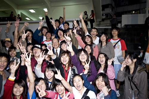 企業最愛大學生，本校排名全國第二，蟬聯私校第一。