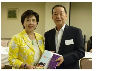 張校長率團赴日參加「2011年臺日大阪高教會議」。