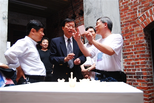 建築系「URS127公店」舉辦「數位迪化設計展」。