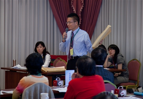 校外委員蒞校進行「校園環境與安全管理績效評鑑」及「性別平等教育訪視」。