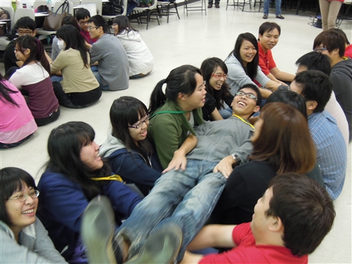 榮譽、專業、熱忱之黃埔一期成軍：本校首創「社團TA」。