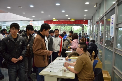 「2011第六屆鍾靈化學創意競賽」於3月5日正式開賽。