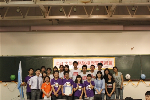 「服務無邊界、愛心傳千里」--本校暑期服務隊再出發。