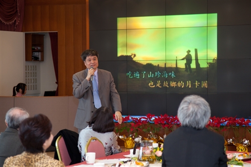 感謝與祝福，本校舉行99學年度第1學期榮退同仁歡送茶會。