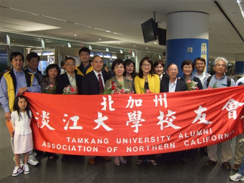 張校長榮獲美國舊金山州立大學2011年度傑出校友殊榮。