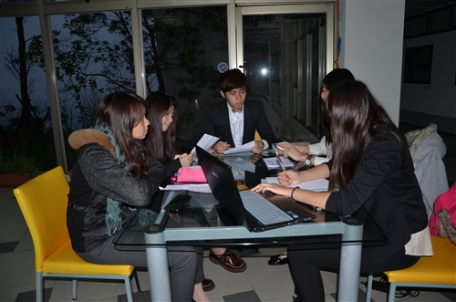 蘭陽校園住宿學院（Residential College)：自發學習