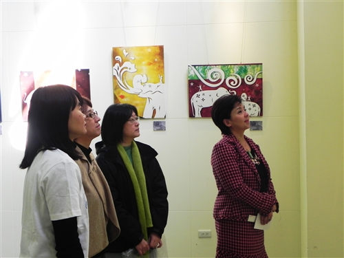 資傳系師生數位藝術創作展「媒語季」。