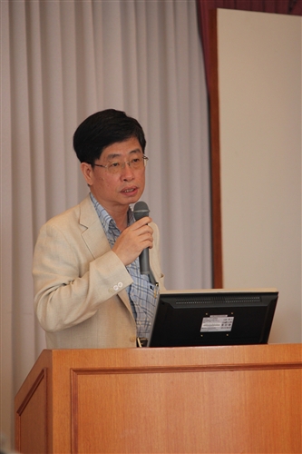 本校舉行「100年度教學單位計畫執行成果發表會」。