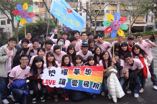 「閃耀、夢想、Love讓愛飛翔」本校寒假服務隊再出發！