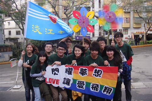 「閃耀、夢想、Love讓愛飛翔」本校寒假服務隊再出發！