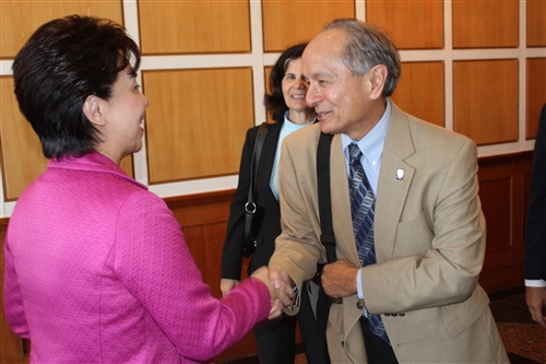 美國姊妹校舊金山州立大學校長等一行4人蒞校參訪。