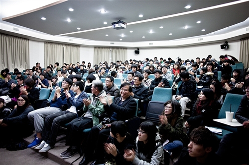 內政部李部長鴻源蒞校專題演講「給台灣2030年的備忘錄」。