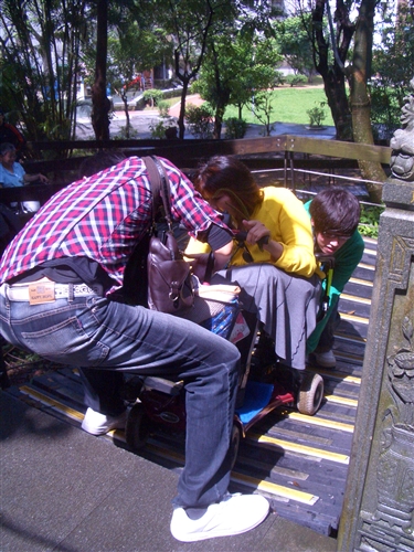 校園與社區服務學習：「有愛無礙芝山岩生態之旅」。