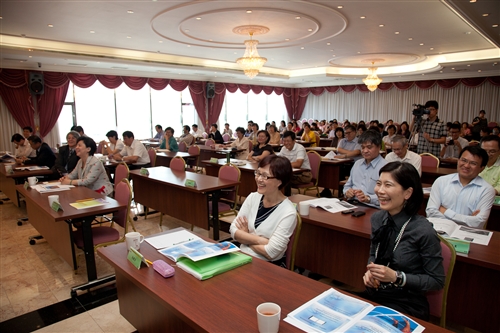 國際高等教育大師Jami Salmi蒞校演講：「Facing the Challenges of the 21st Century：Competition or Collaboration？」。