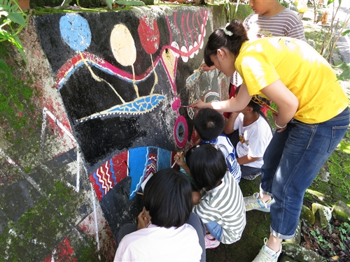學務處協助來吉國小辦理暑期綠活圖文化營。