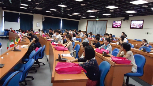 「第四屆歐洲聯盟夏季研習班：歐洲模式的典範」與「第一屆俄羅斯文化與社會體驗夏季研習班」在淡水校園舉行。