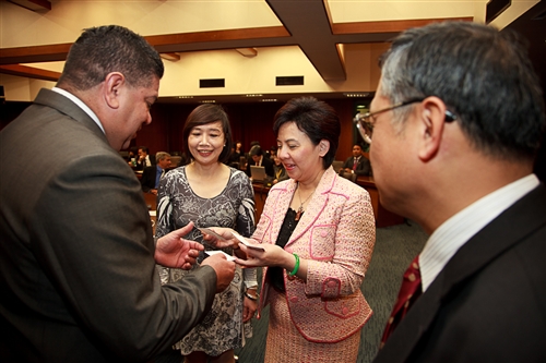 本校成立全國首創的跨國遠距教學碩專班，招收中南美洲友邦在職菁英。