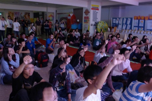 學務處舉辦「100學年度社團實習與實作課程成果展」。