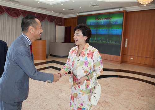 日本同志社大學校長村田晃嗣蒞校訪問。