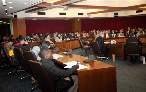 卜睿哲博士專題演講談「面對中國大陸：台灣未來的挑戰」。