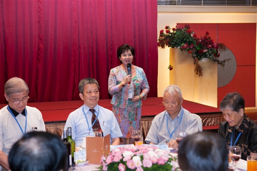 「海峽兩岸暨港澳地區大學校長論壇」於本校蘭陽校園舉行首場論壇。