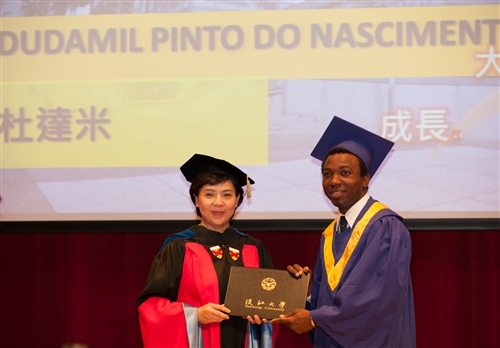 蘭陽校園舉行第5屆畢業典禮。