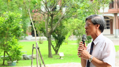 本校行動化學館再度前進高雄推廣化學教育。