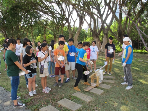 理學院舉辦國中、高中科學營。