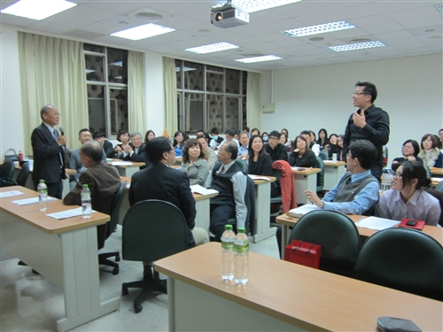 商管碩士在職專班邀請行政院政務委員林政則蒞校演講。