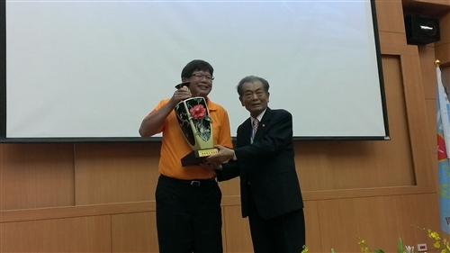 淡江大學全國校友總會於花蓮舉行第9屆第1次會員代表大會。