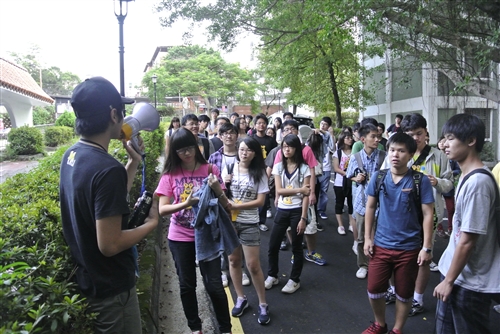 為讓大一新生快速上手大學課程，理學院舉辦數學營。