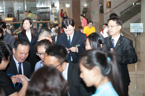 「海峽兩岸暨港澳地區大學校長論壇」於本校蘭陽校園舉行首場論壇。