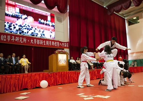 本校舉辦「102學年度新生開學典禮暨入學講習」。