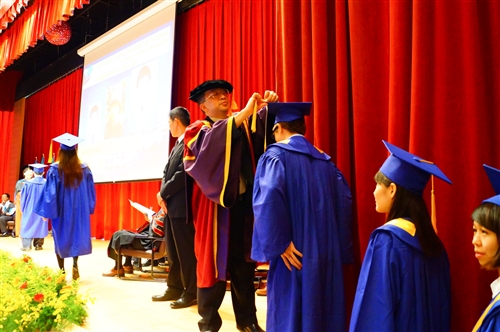 蘭陽校園舉行第5屆畢業典禮。