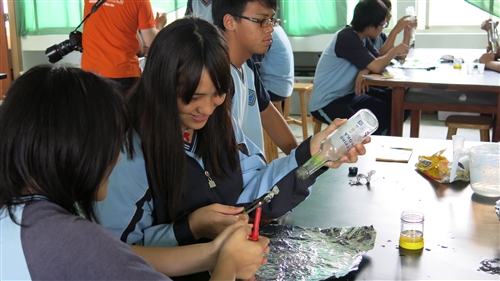 本校理學院與花蓮縣教育處合作推廣洄瀾化學教育。