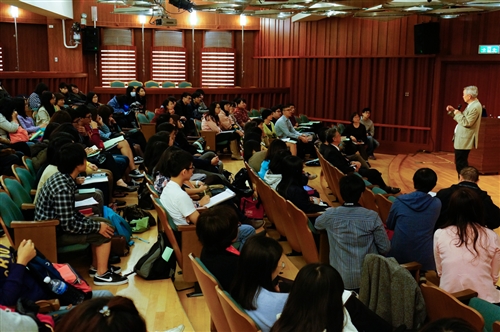 國策顧問李家同教授蒞校專題演講：「從28篇經典演說學思考」。