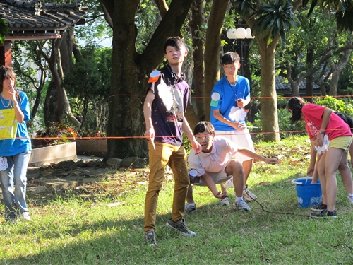 理學院舉辦國中、高中科學營。