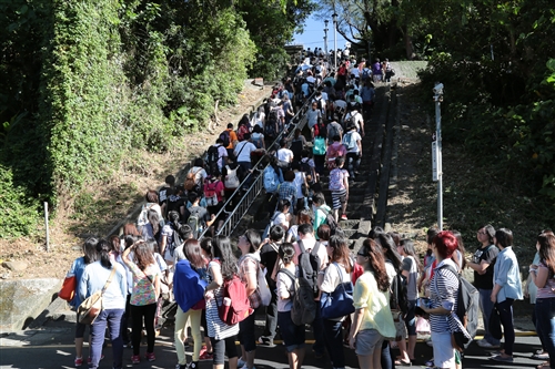 本校舉辦「102學年度新生開學典禮暨入學講習」。