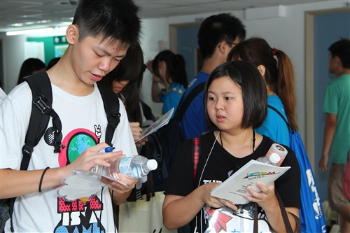 理學院舉辦國中、高中科學營。