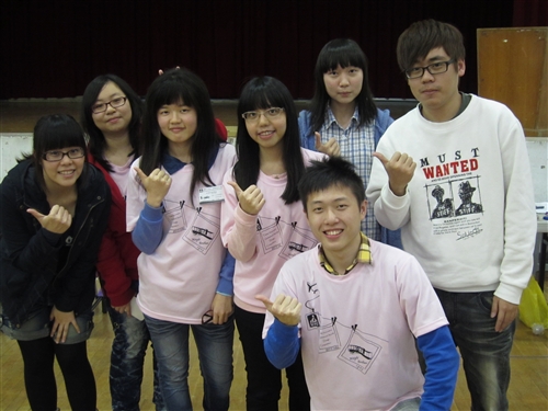 機電系學生參加「臺灣無人飛機創意設計競賽」獲佳績。