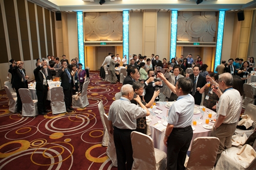 「海峽兩岸暨港澳地區大學校長論壇」於本校蘭陽校園舉行首場論壇。