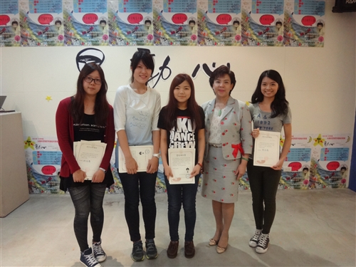 學務處舉辦101學年度社團學習與實作課程成果展：「星動心」。