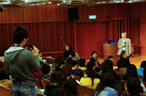 國策顧問李家同教授蒞校專題演講：「從28篇經典演說學思考」。