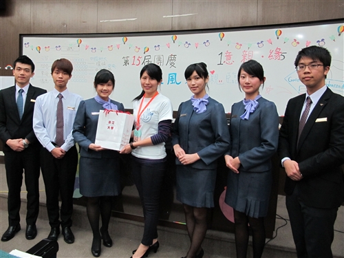 親善大使團歡慶祝15週年團慶。