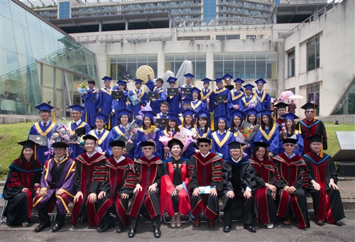 蘭陽校園舉行第5屆畢業典禮。